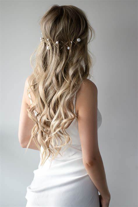 Easy Bridesmaid Hairstyle For Long Hair