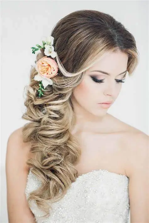 One Side Hair Style For Woman Wedding