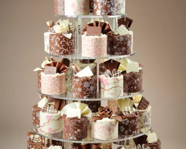 Best Ideas Individual Wedding Cakes For Each Guest