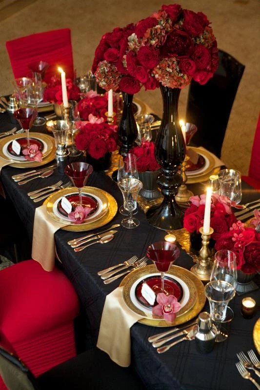 Red Black And Gold Wedding Theme Ideas